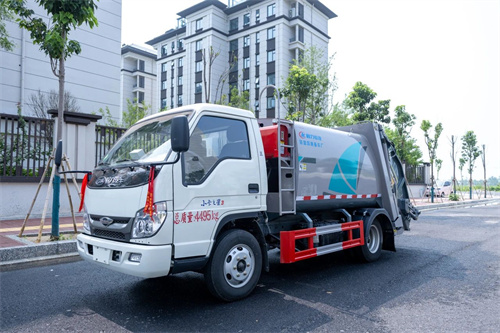 【盛世名門物業(yè)】物業(yè)又花十多萬，為業(yè)主定制了一輛新車！